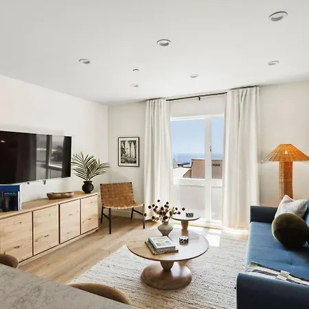 Tide House - Unit D - Modern Oceanview 1Bd W Parking Appartement